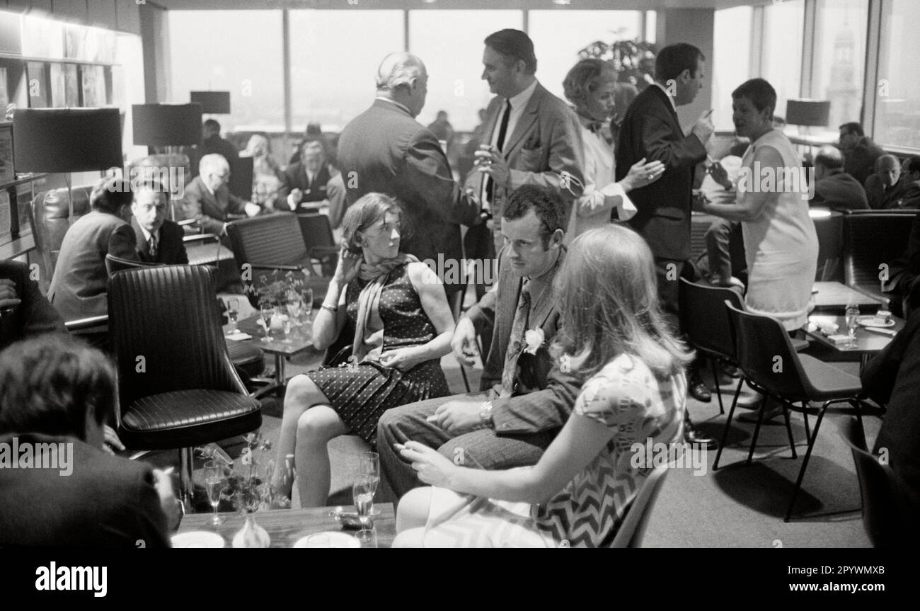 Germany. Hamburg. 1964. During the celebration in the editorial office of the weekly newspaper Die Zeit.  M-GE-ZEI-029 Copyright Notice: Max Scheler/SZ Photo. Stock Photo