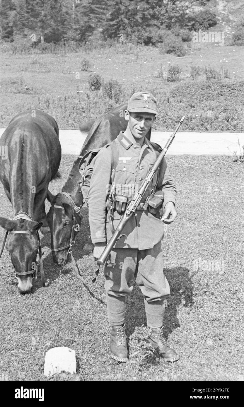 During an exercise of a Gebirgsjaegerkompanie (mountain infantry