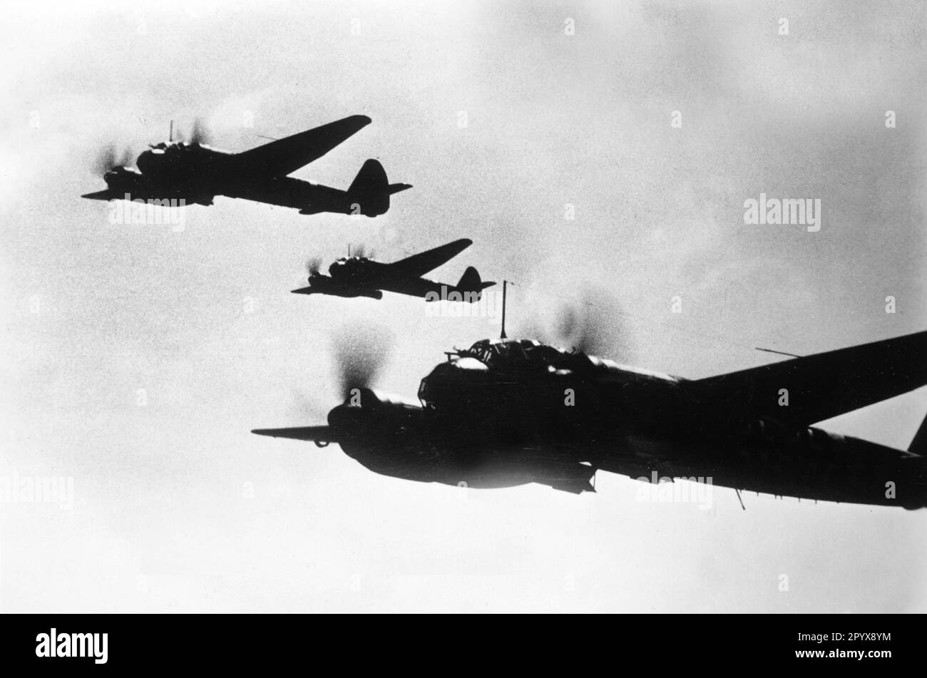 German Junkers Ju 88 fighter planes during an attack on British Malta. Photo: Linden [automated translation] Stock Photo