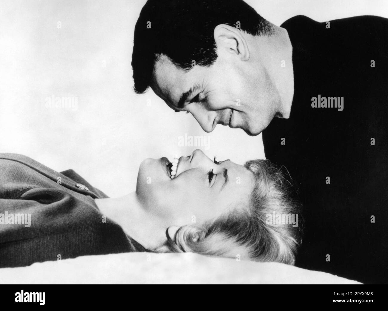 American film actors Rock Hudson and Doris Day in the movie 'A pair of pajamas for two'. [automated translation] Stock Photo