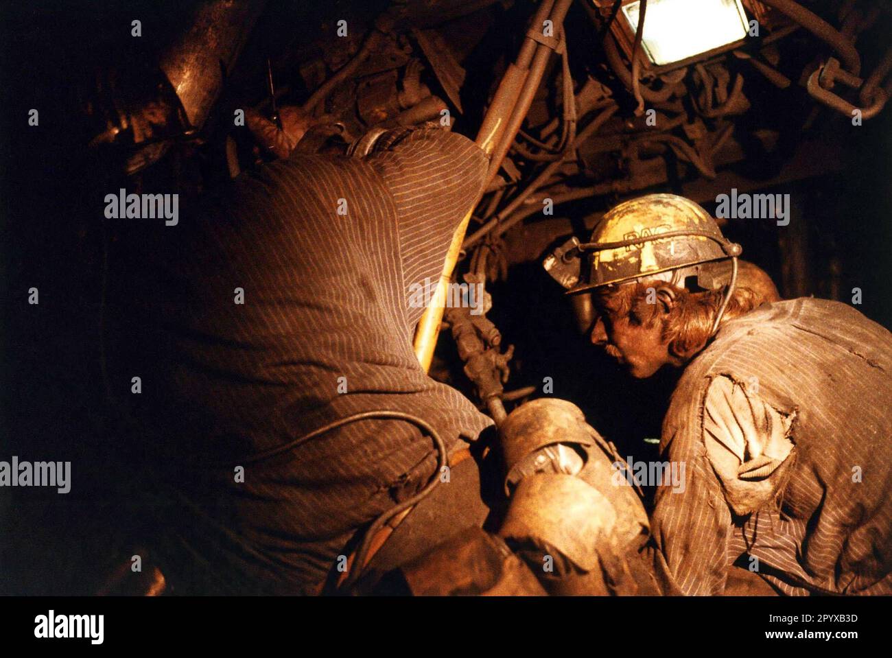'Date of recording: 15.08.1993 ''Friedrich-Heinrich'' colliery (Ruhrkohle AG): Miner underground at the coal seam, Kamp-Lintfort. [automated translation]' Stock Photo