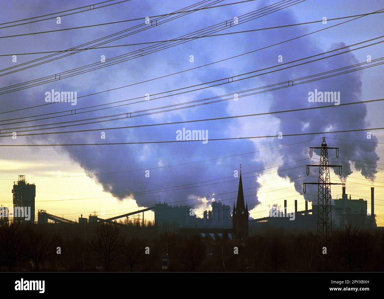 RWE lignitefired power plant near Hürth.n [automated translation
