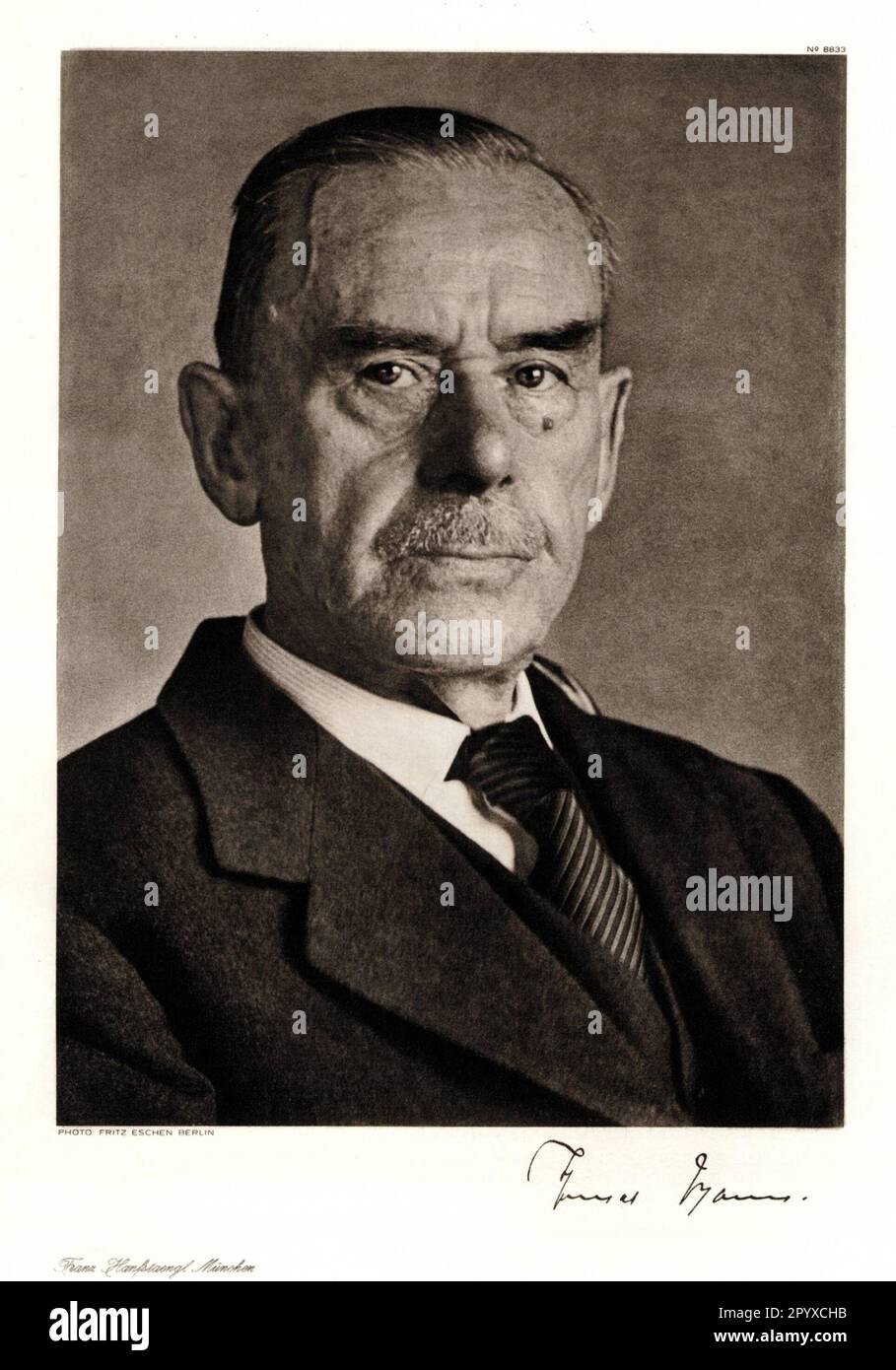 Thomas Mann (1875-1955), German writer and Nobel Prize winner (1929). Photograph by Fritz Eschen, Berlin. Photo: Heliogravure, Corpus Imaginum, Hanfstaengl Collection. Undated photograph, probably from the 1920s. Undated photograph, probably from the late 1940s. [automated translation] Stock Photo