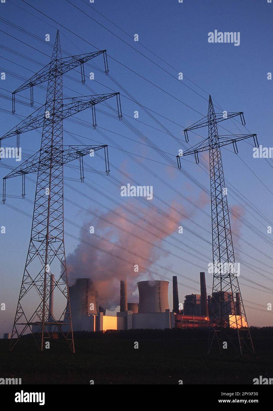 RWE lignitefired power plant near Frimmersdorf [automated translation