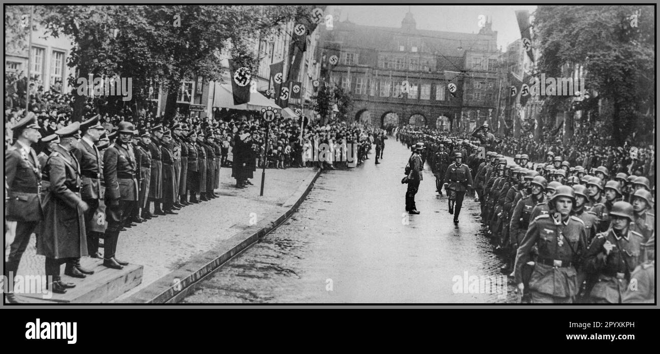 GADANSK POLAND Nazi Occupation Parade of German troops at the Artus Court Gdansk.On the podium General Walter Heitz, Gauleiter Albert Forster Gdańsk Poland Date 27 September 1939 Stock Photo