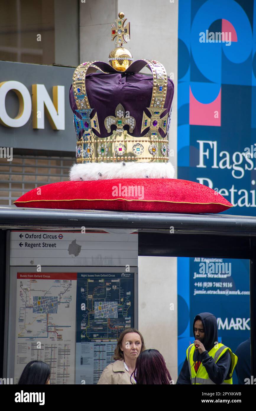 London, UK. 05th May, 2023. Oxford Street Bus Stops Embrace Royal Spirit with Crowns for King Charles III's Coronation. Credit: Sinai Noor/Alamy Live News Stock Photo