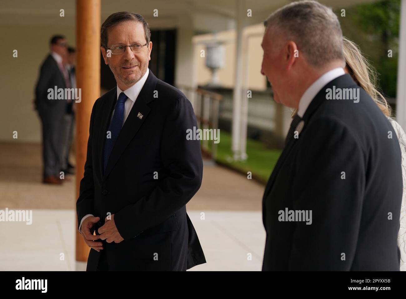 The President of Israel, Isaac Herzog (left), arrives, with his wife Michal (hidden), for a reception at Buckingham Palace in London, hosted by King Charles III for overseas guests attending his coronation. Picture date: Friday May 5, 2023. Stock Photo