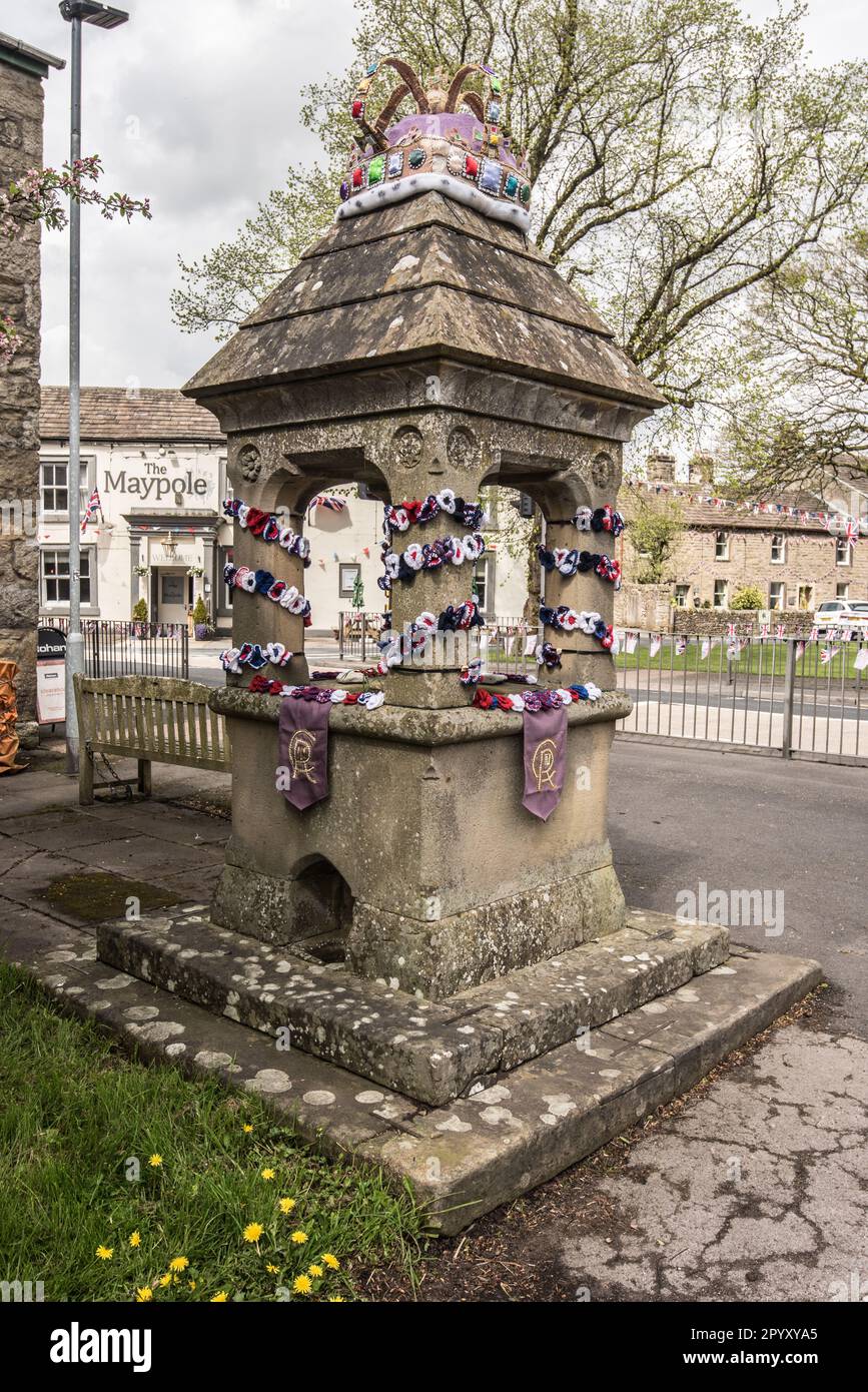 Tribute to coronation of King Charles on 6th May 2023, with street and