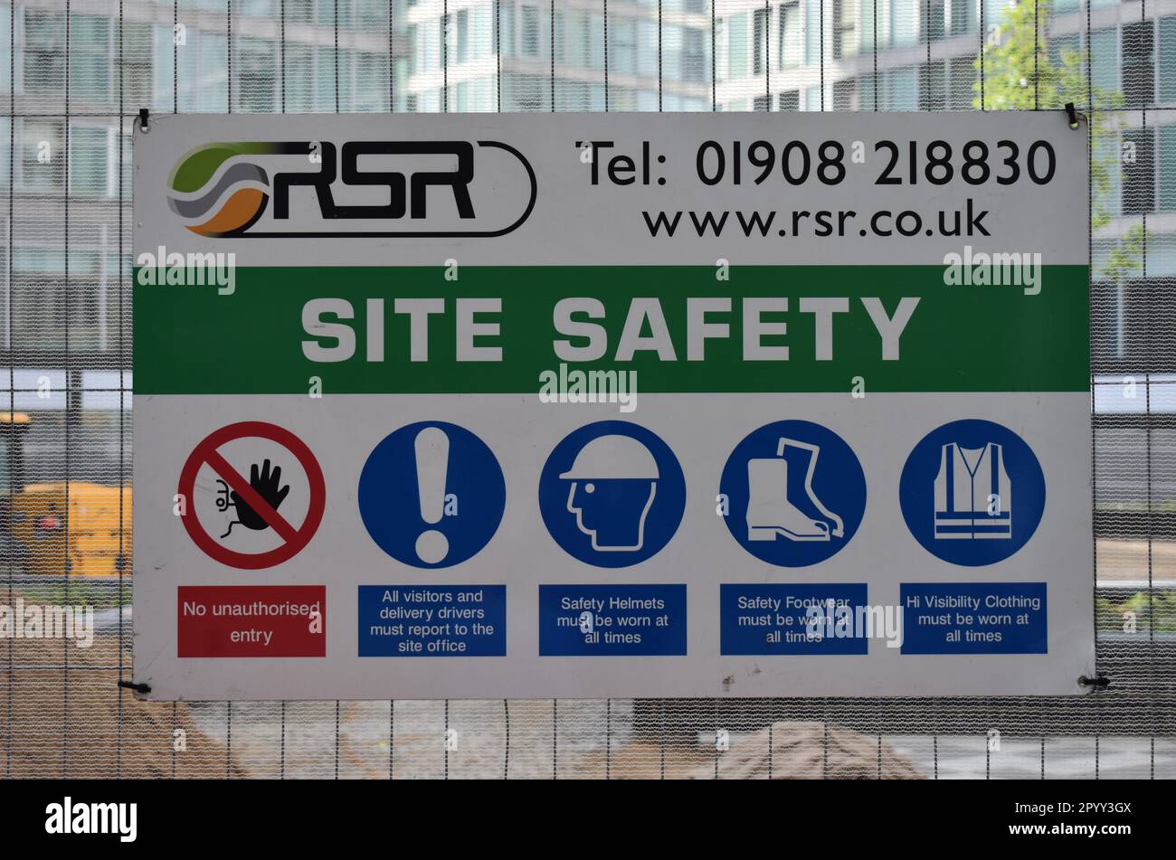 Safety sign on a building site in Central Milton Keynes Stock Photo Alamy