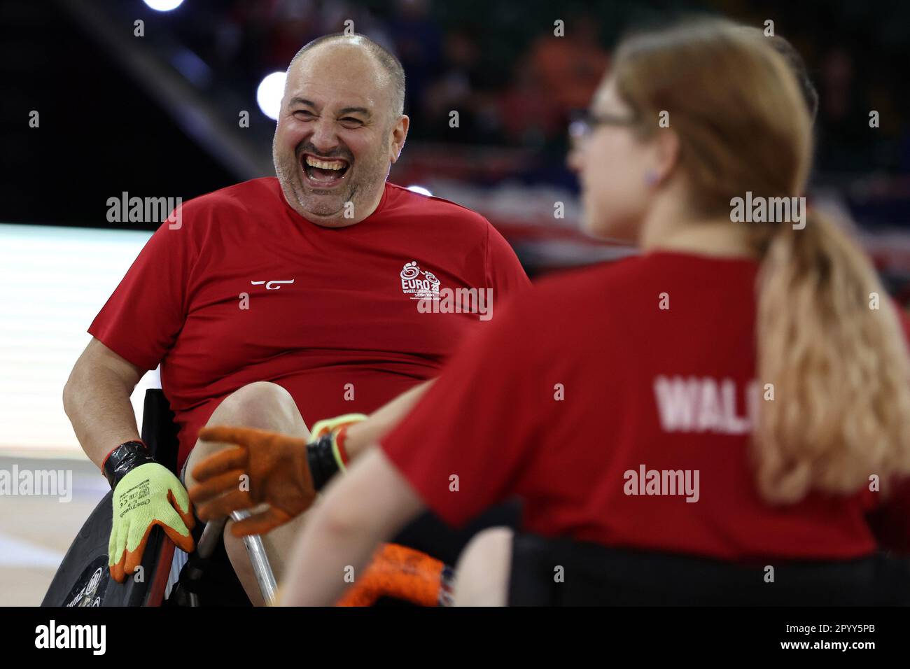 Go compare gio hires stock photography and images Alamy