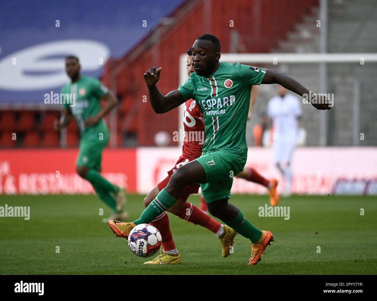 Sl seize hires stock photography and images Alamy