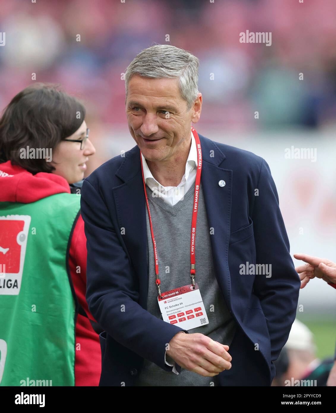 Schalke, Deutschland. 27th Oct, 2022. firo : 27.10.2022, football, soccer,  1.Bundesliga, first league season 2022/2023, FC Schalke 04 1st training  Thomas Reis Credit: dpa/Alamy Live News Stock Photo - Alamy