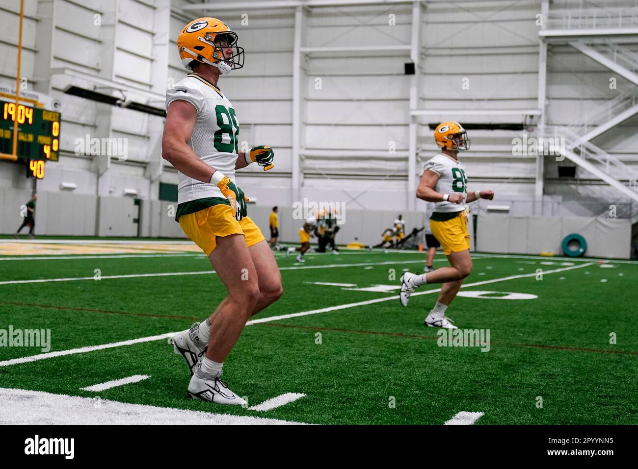 Green Bay Packers' Tucker Kraft catches a pass during an NFL football mini  camp practice session Wednesday, June 14, 2023, in Green Bay, Wis. (AP  Photo/Morry Gash Stock Photo - Alamy