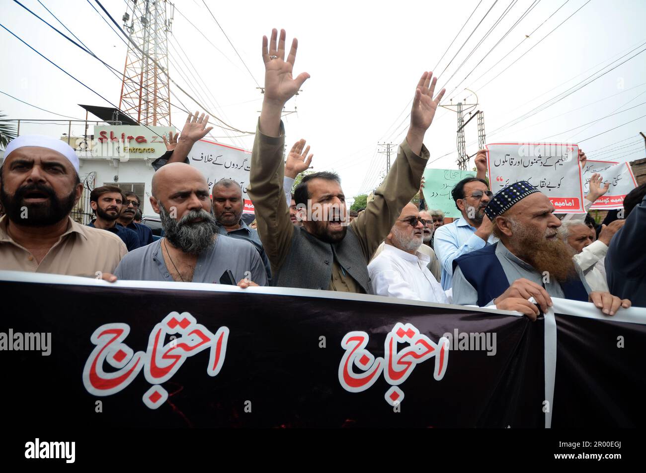 May 5, 2023, Peshawar, Khyber Pakhtunkhwa, Pakistan: Pakistani Shiite ...