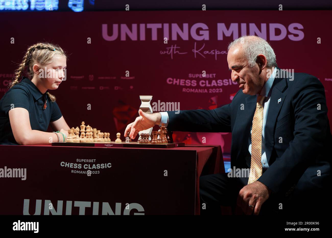 Bucharest, Romania. 5th May, 2023: Garry Kasparov, former Russian chess  grandmaster, the best chess player of all time, make the first move in a  simultaneous chess game with children at the end