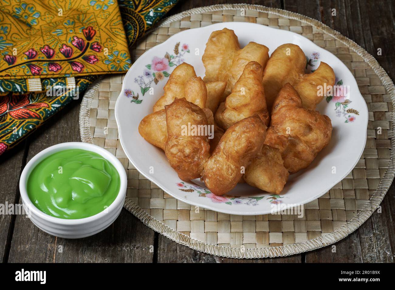 Youtiao or baby cakoi breadstick bun Stock Photo Alamy