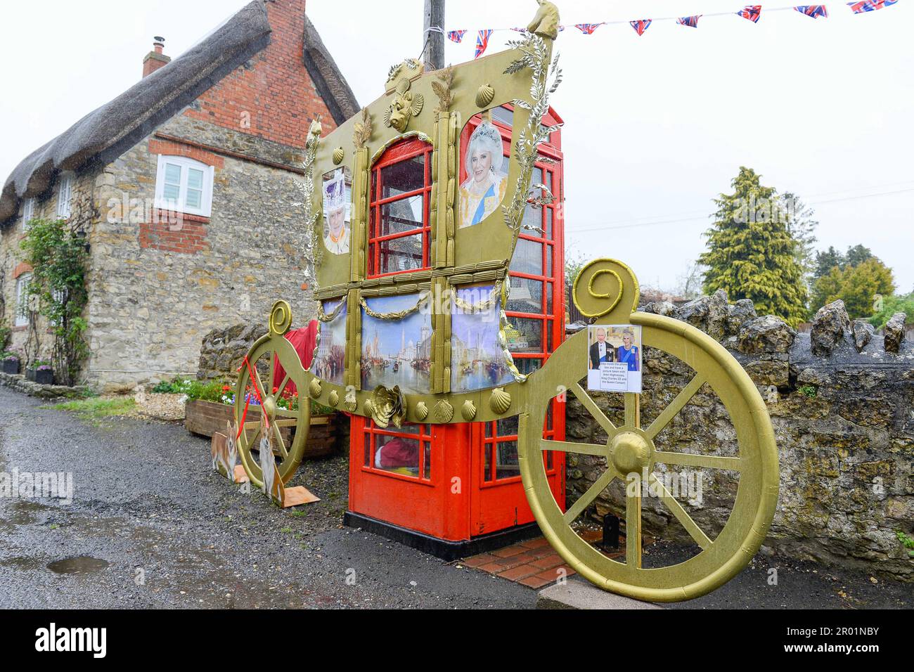 Bradford Abbas, Dorset, UK. 6th May 2023. UK Weather. A gold Royal