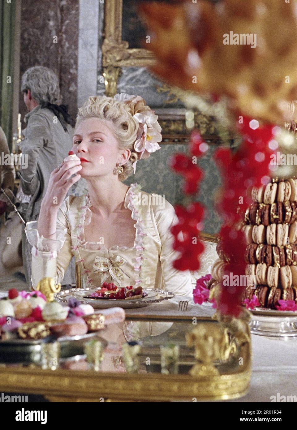 KIRSTEN DUNST in MARIE ANTOINETTE (2006), directed by SOFIA COPPOLA. Credit: COLUMBIA PICTURES CORPORATION/AMERICAN ZOETROPE / Album Stock Photo