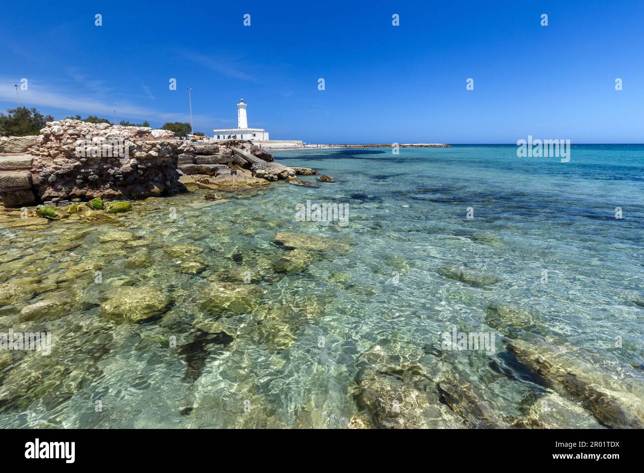 Spiaggia di San Cataldo a Lecce in Puglia Stock Photo Alamy