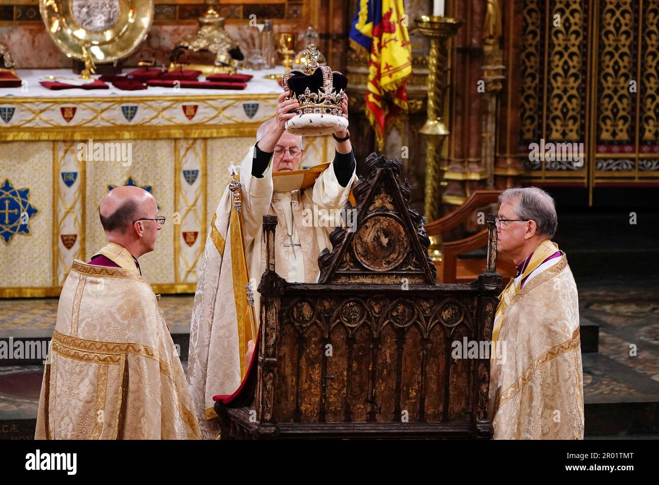 King Charles III is crowned with St Edward's Crown by The Archbishop of ...