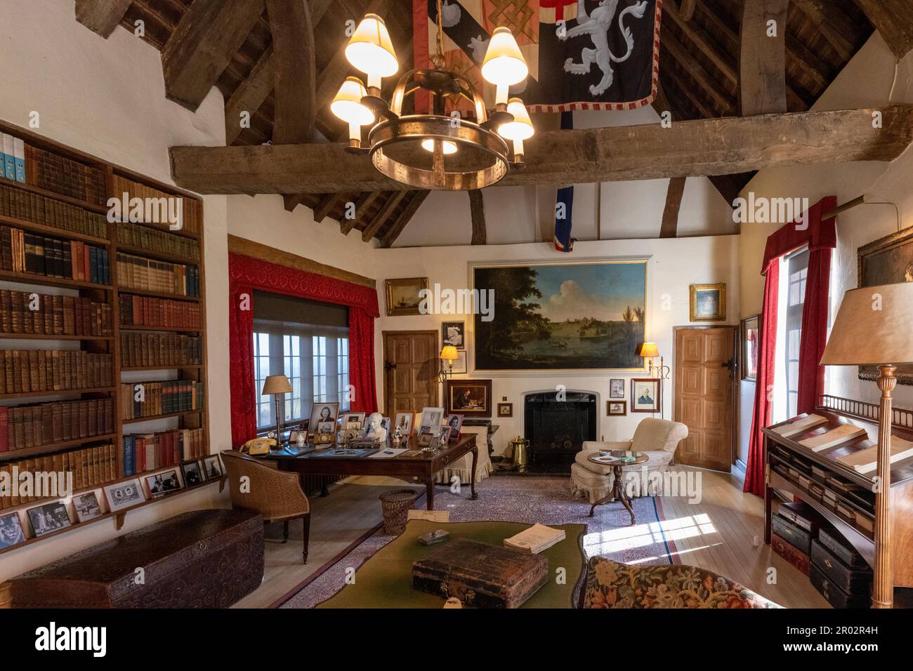 Chartwell House, Mapleton Road, Westerham, Kent, England, UK. - interior view of the study. Stock Photo