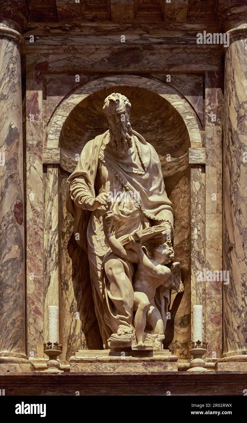 Impressive interior of Florence Duomo, Italy Stock Photo - Alamy