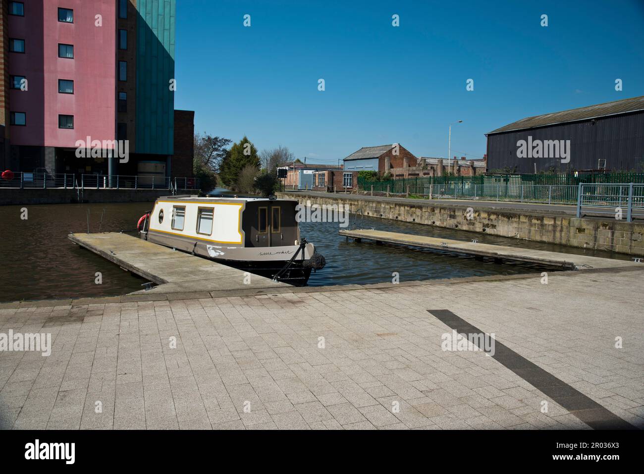 Narrow boat and the Loughborough Canal Basin on the Grand Union Canal, Loughborough