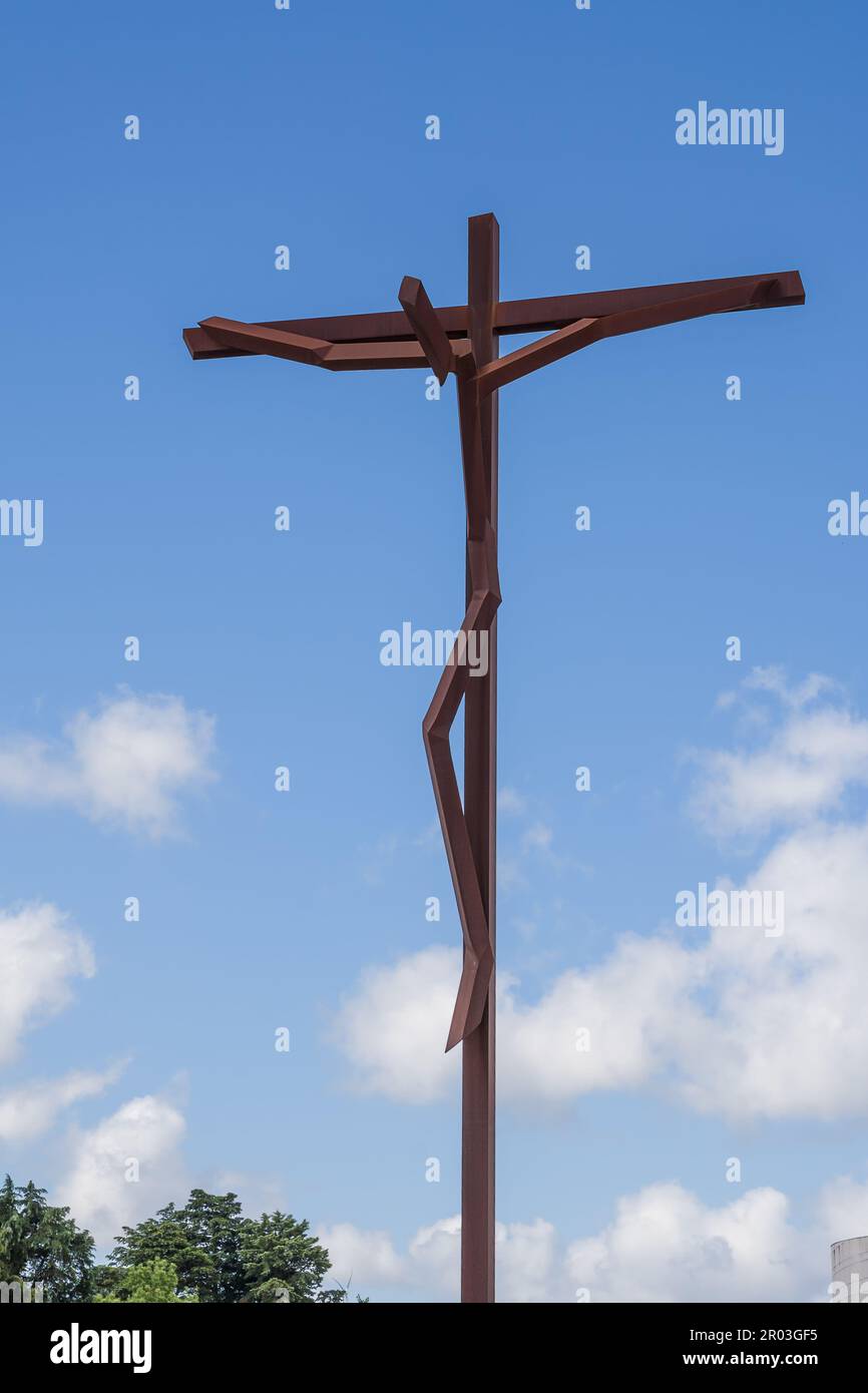 Crucifix in the square of the Sanctuary of Fatima (Portugal Stock Photo ...