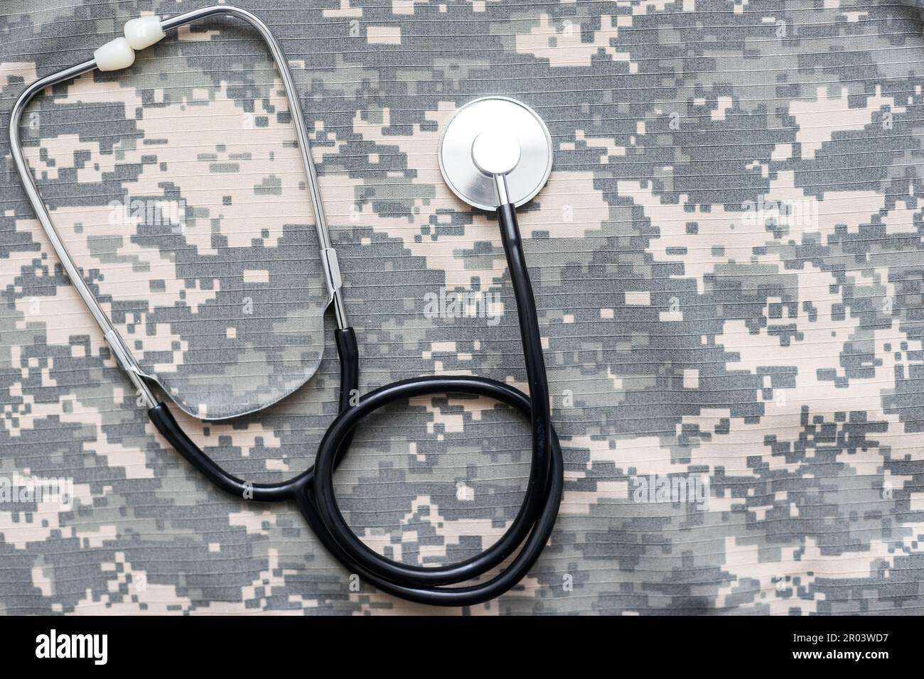 Usa army doctor stethoscope hi-res stock photography and images - Alamy