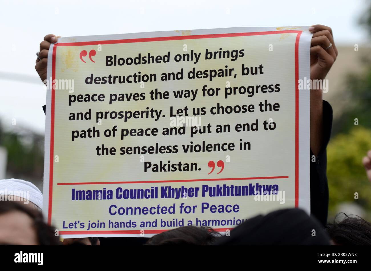 Peshawar, Pakistan. 05th May, 2023. Pakistani Shiite Muslims ...