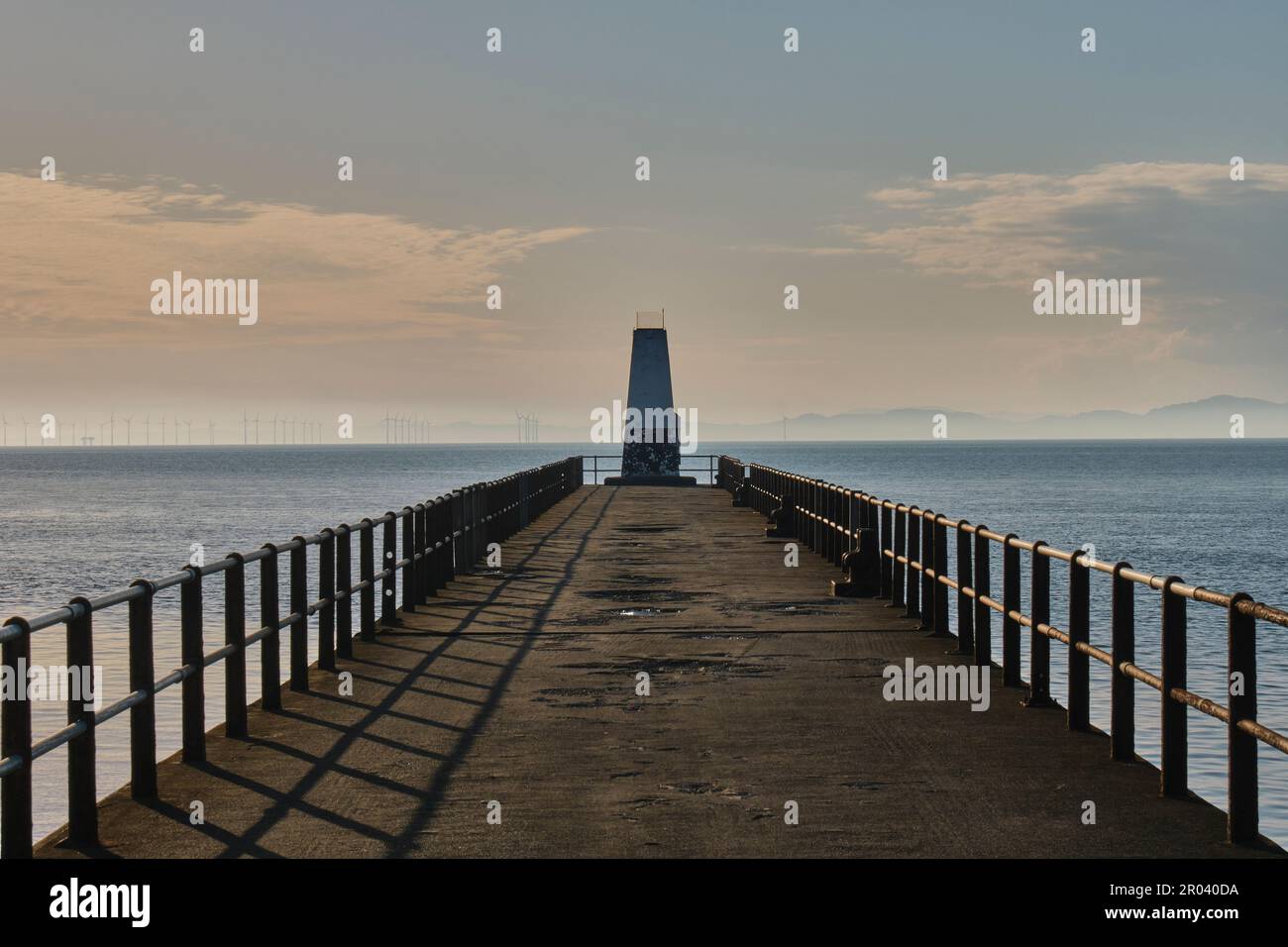 Harbour pier hi-res stock photography and images - Alamy