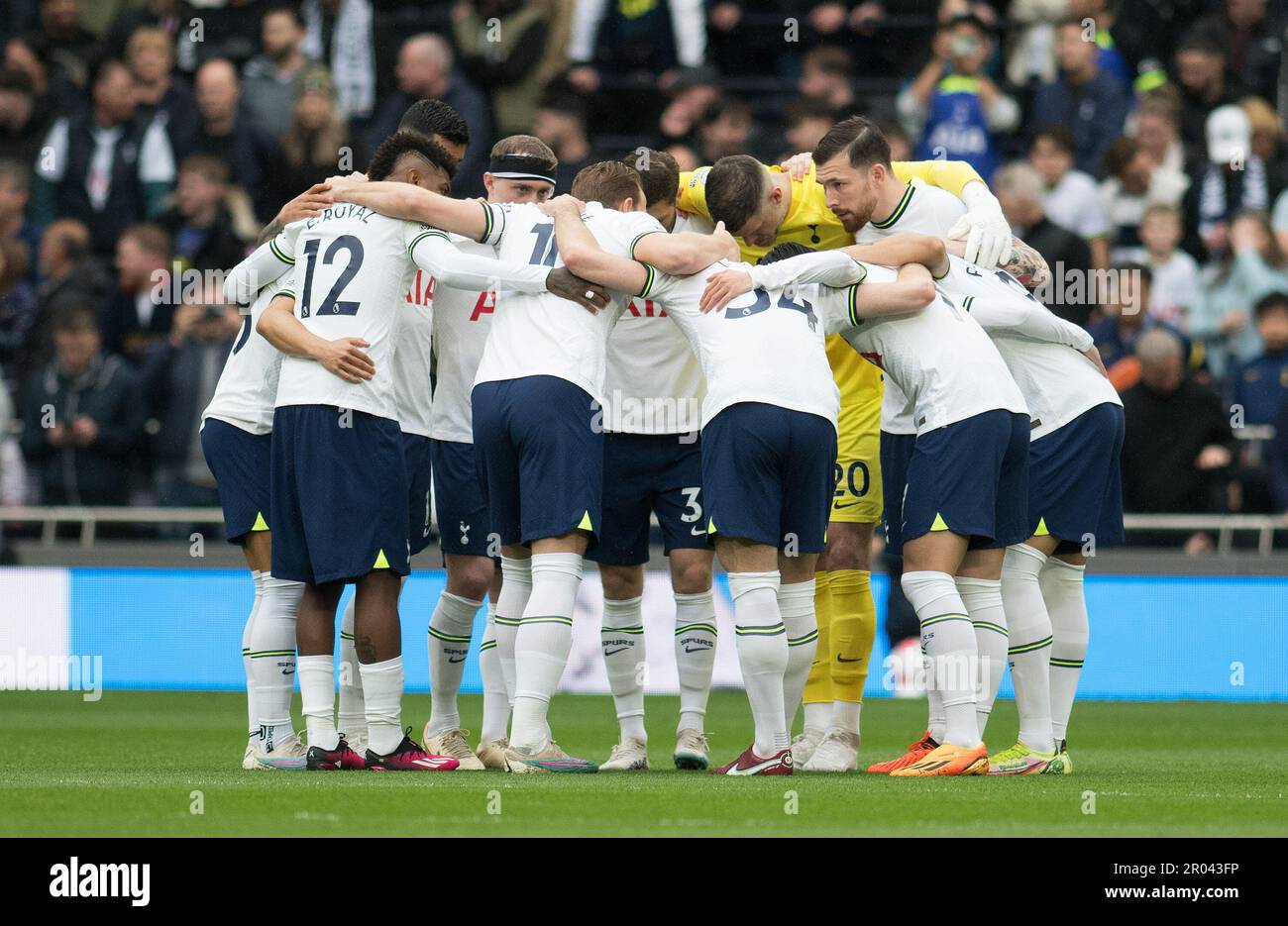 The tottenham hotspur team hi-res stock photography and images - Alamy