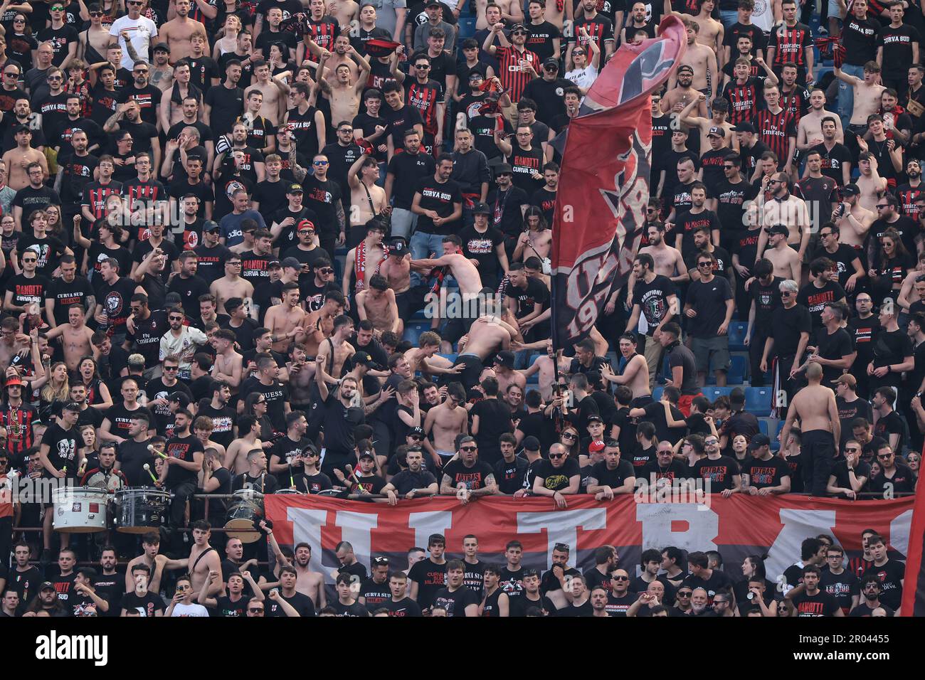 Milan, Italy, 6th May 2023. AC Milan fans cheer on their team during the  Serie A match at Giuseppe Meazza, Milan. Picture credit should read:  Jonathan Moscrop / Sportimage Stock Photo - Alamy