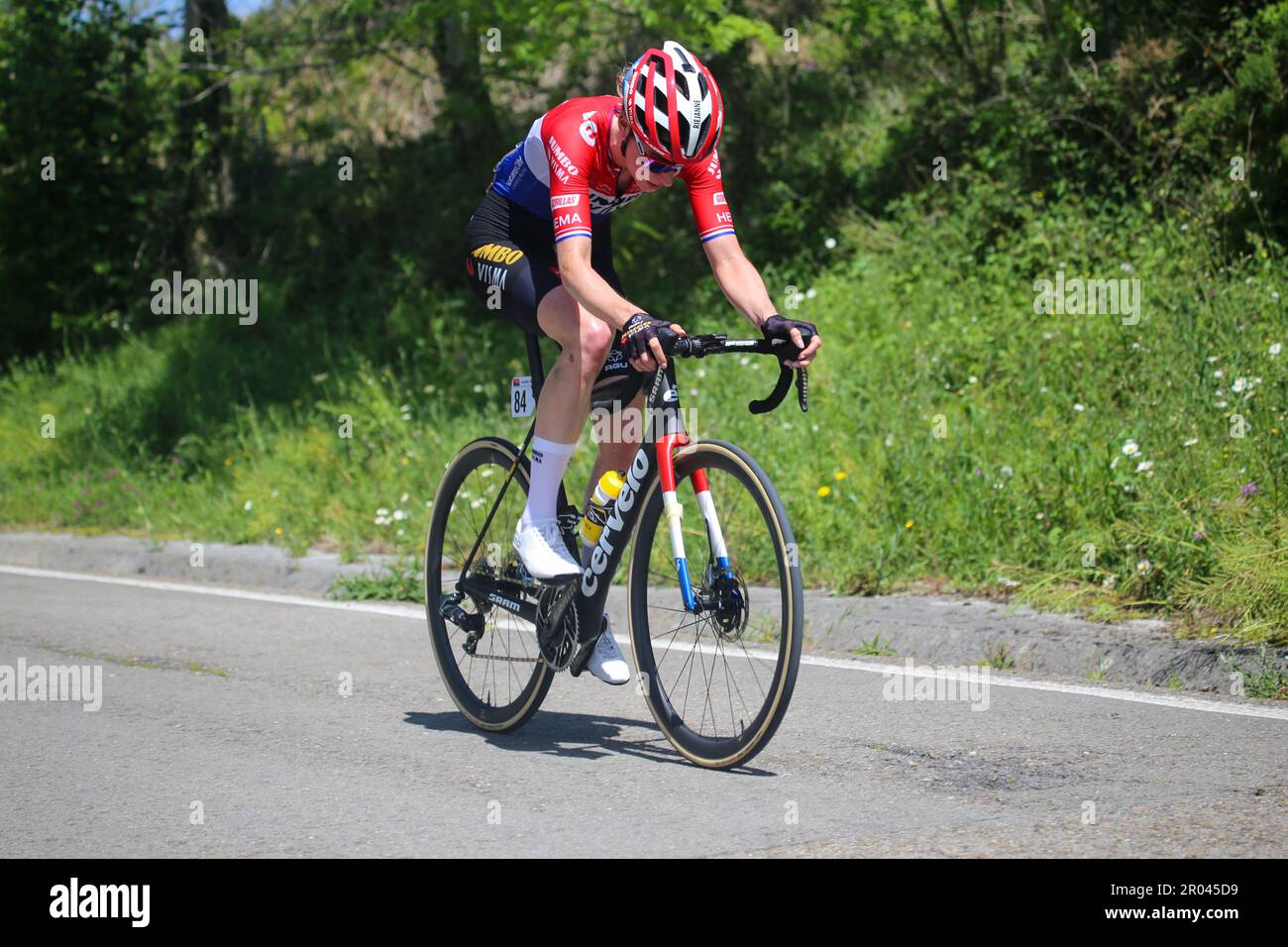 Solorzano, Spain, 06th May, 2023: The cyclist of Team Jumbo-Visma, Riejanne Markus during the 6th stage of women's LaVuelta by Carrefour 2023 between Castro-Urdiales and Laredo, on May 06, 2023, in Solorzano, Spain. Credit: Alberto Brevers / Alamy Live News Stock Photo