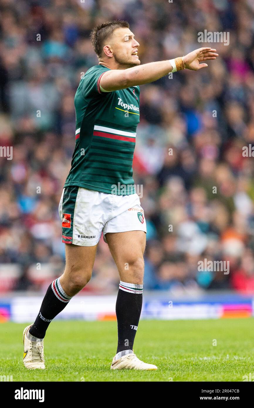 Handré Pollard of Leicester Tigers during the Gallagher Premiership match Leicester  Tigers vs Harlequins at Mattioli Woods Welford Road, Leicester, United  Kingdom, 6th May 2023 (Photo by Nick Browning/News Images Stock Photo 
