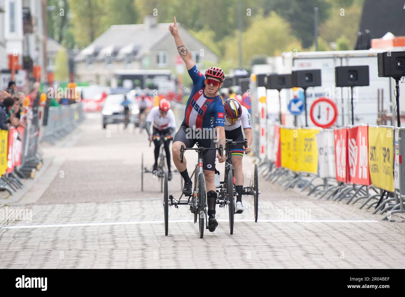 Trike paracyclist hires stock photography and images Alamy