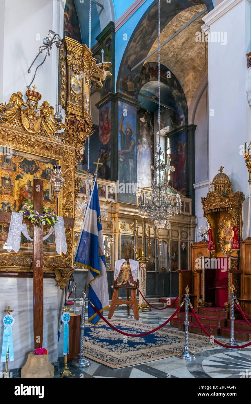 Church interior greece hi-res stock photography and images - Alamy