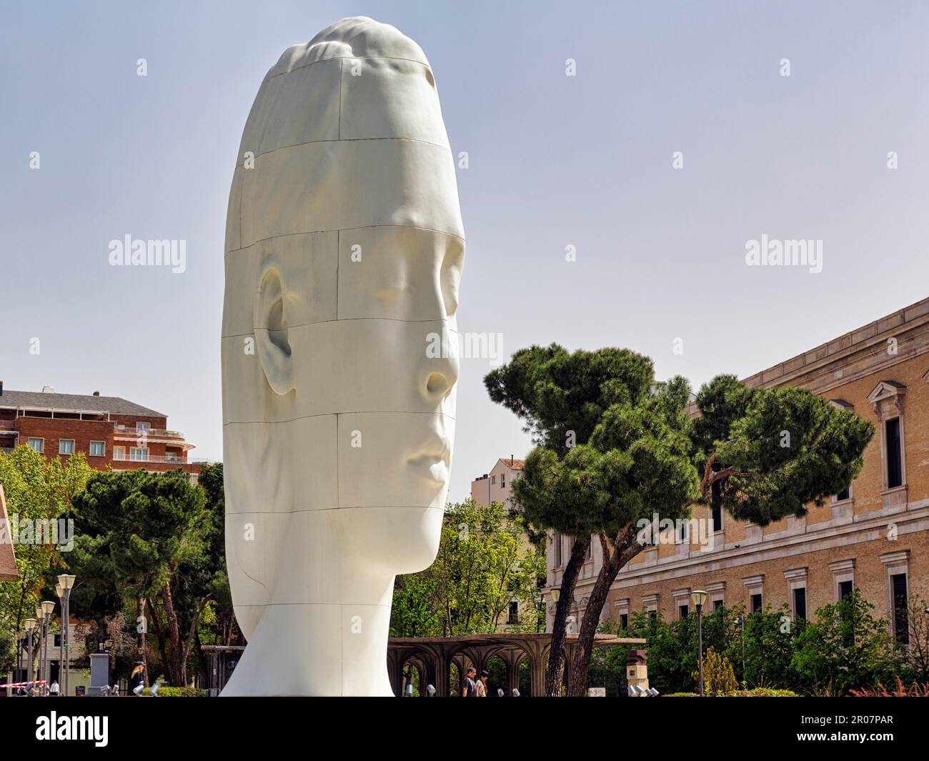 Sculpture Julia, sculptor Jaume Plensa, giant head with closed eyes
