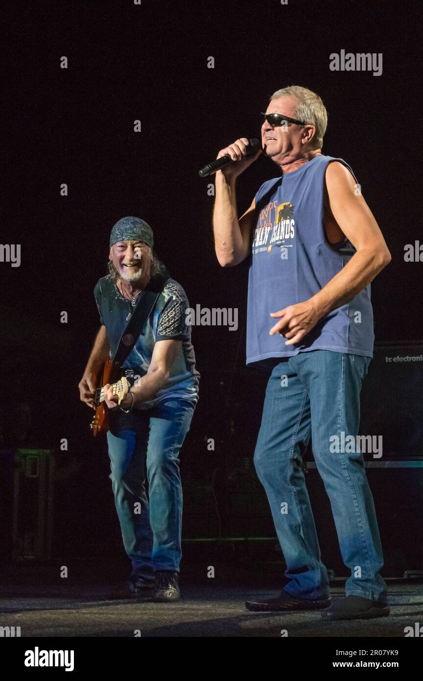 Costa Mesa, Calif., 6 August, 2014: Deep Purple bassist Roger Glover and lead singer Ian Gillan perform at the Pacific Amphitheatre. Stock Photo