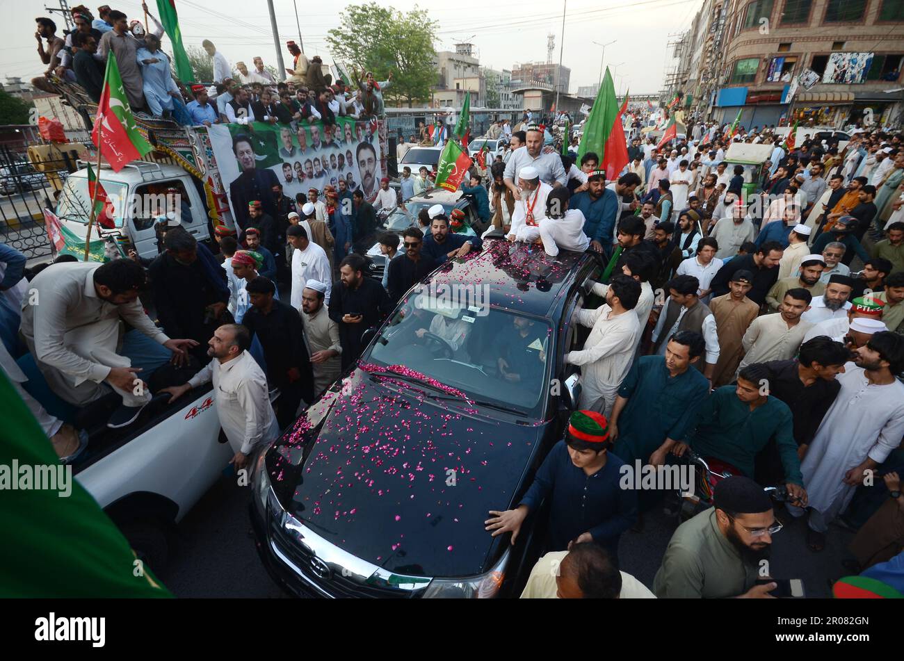 Umar Rali Supporters of former Prime Minister Imran Khan, head of the opposition ...