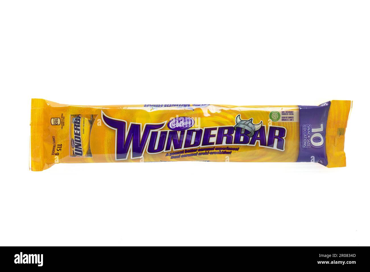 Canadian Cadbury, Cadbury Wunderbar, Snack Pack 10 Bars, Supermarket Packaging  Peanut Butter Chocolate Bar Candy Stock Photo