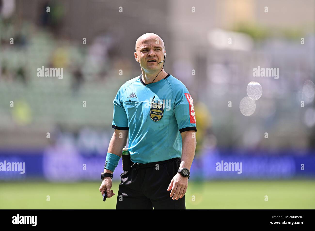 Belo Horizonte, Brazil. 07th May, 2023. Arena Independencia Referee Denis da Silva Ribeiro Serafim, during the match between America Mineiro and Cuiaba, for the 4th round of the Brazilian championship, at Arena Independencia, this Sunday 07. 30761 (Gledston Tavares/SPP) Credit: SPP Sport Press Photo. /Alamy Live News Stock Photo