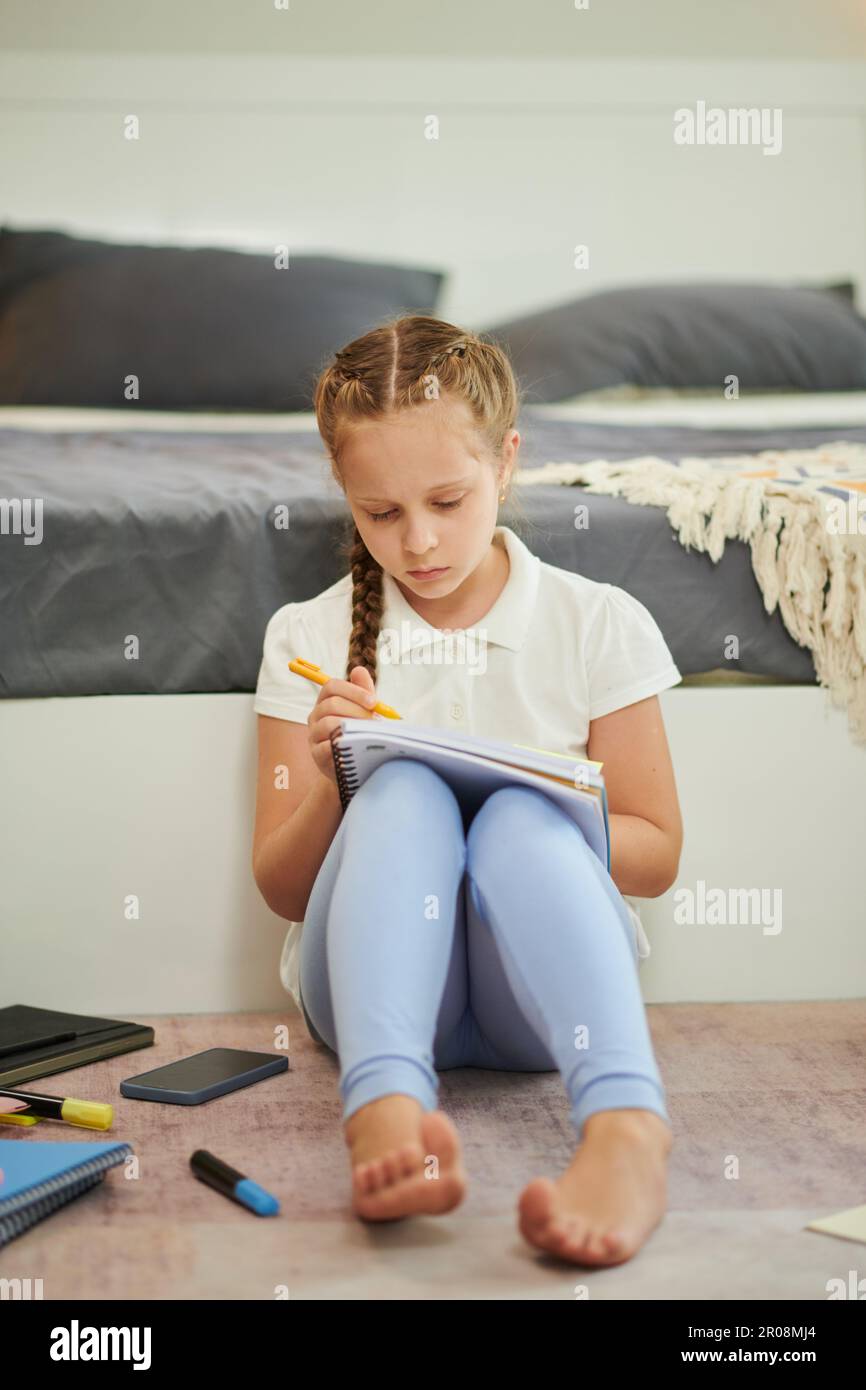 Preteen girl learning math hi-res stock photography and images - Alamy
