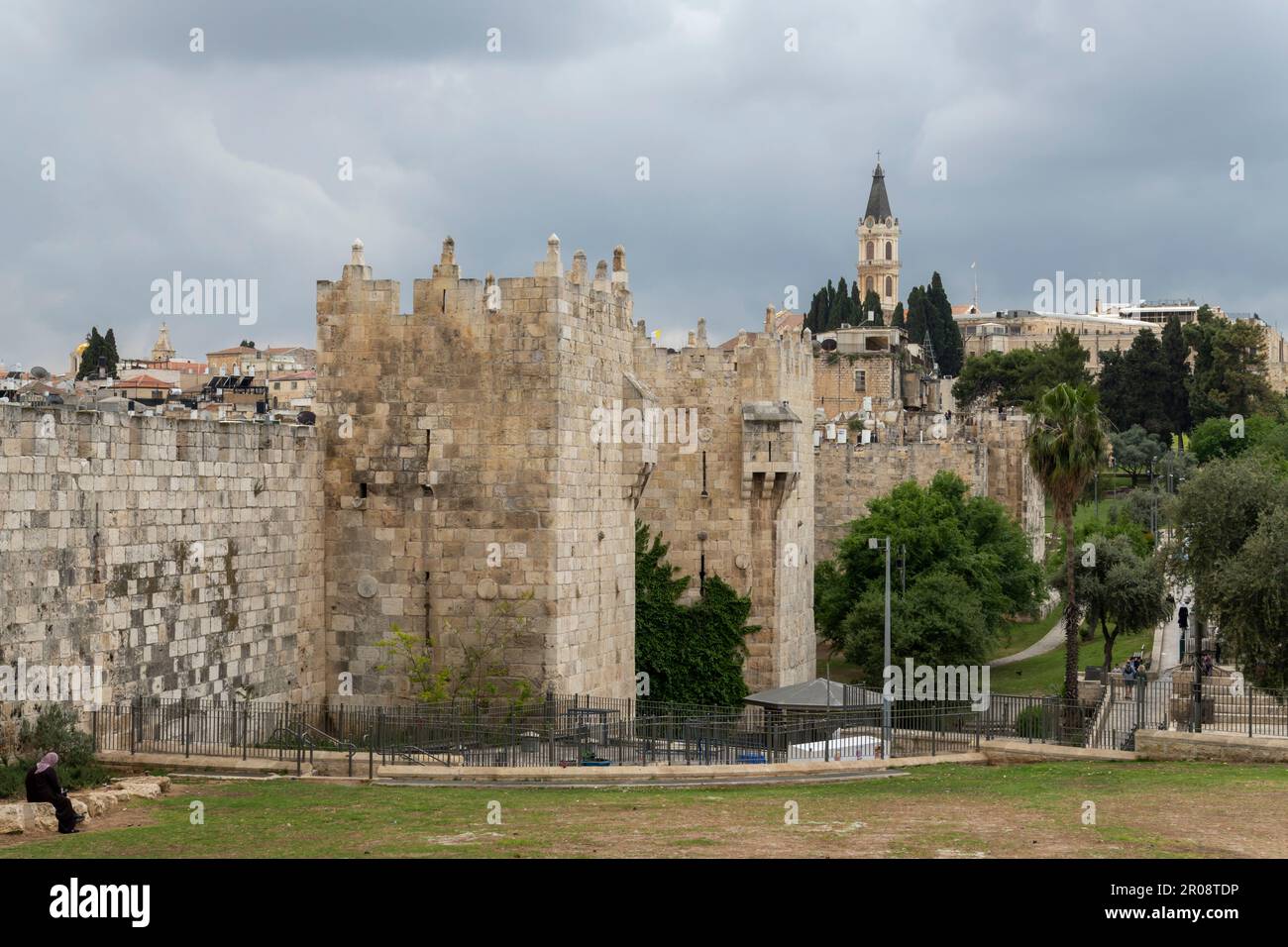 The Ottoman walls of the old city of Jerusalem built in the 16th century by Turkish sultan Suleiman the Magnificent, Israel. Stock Photo