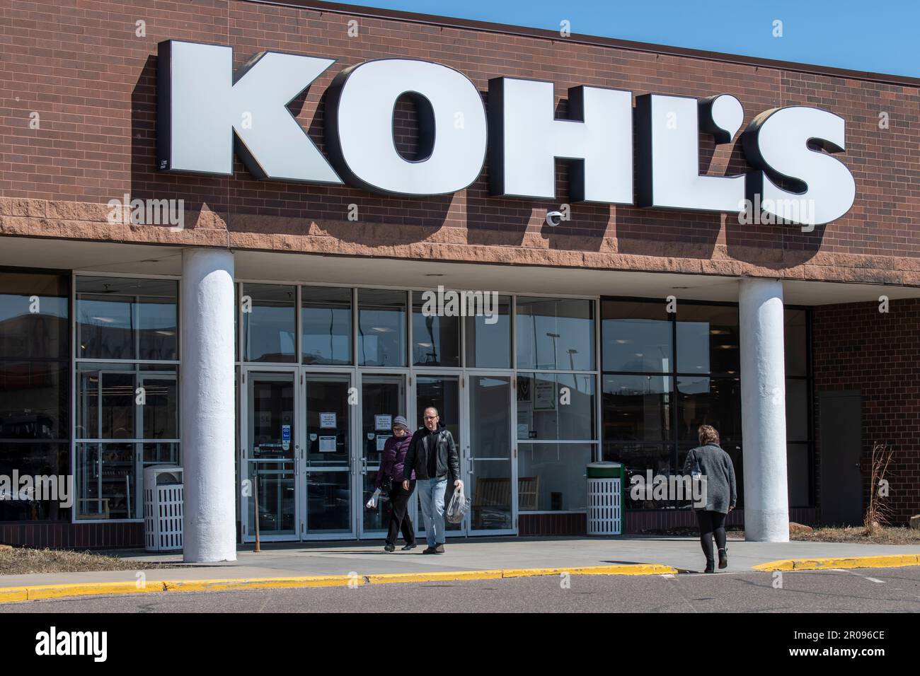Roseville, Minnesota.  Kohl's department store. Kohl's is an American store retail chain and is the largest department store chain in the United State Stock Photo