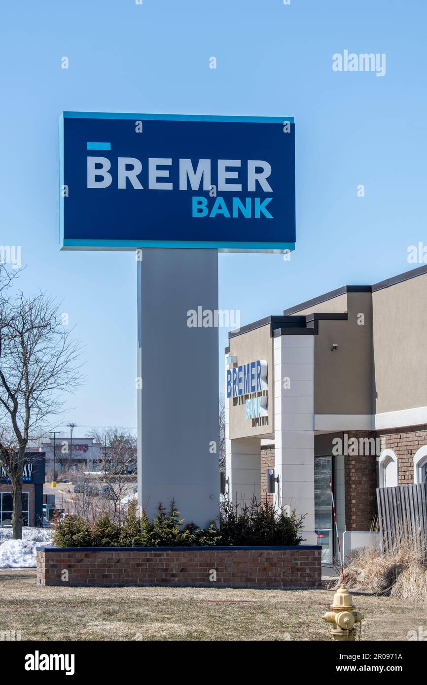 Roseville, Minnesota. Bremmer bank offering banking, mortgage
