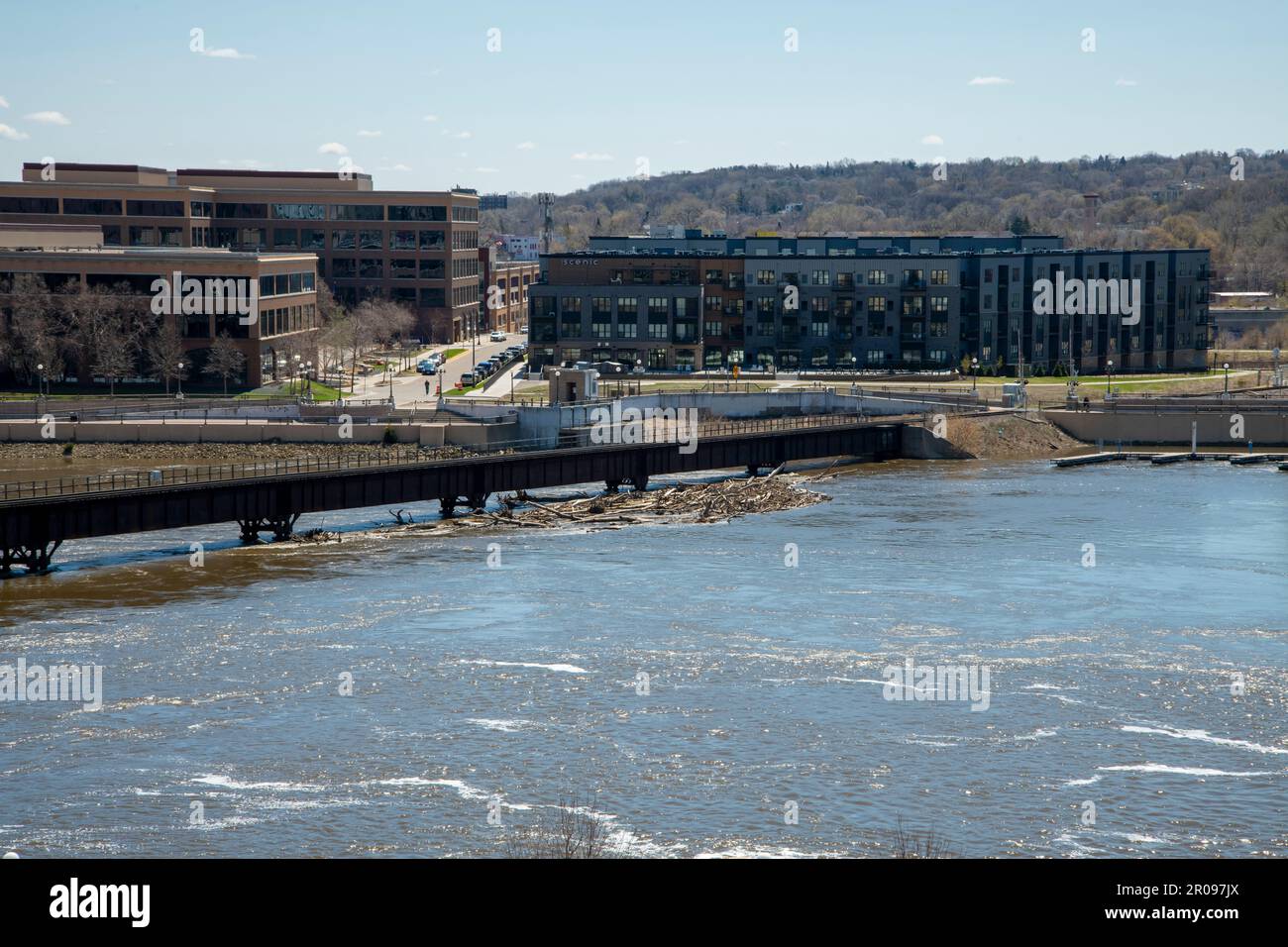 Downtown St Paul Framed By The High Bridge Stock Photo - Download Image Now  - St. Paul - Minnesota, Minnesota, Downtown District - iStock