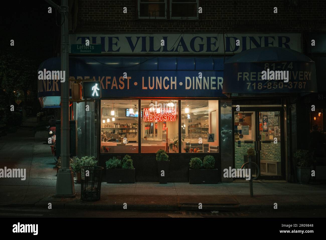 Village Diner at night in Kew Gardens, Queens, New York Stock Photo Alamy