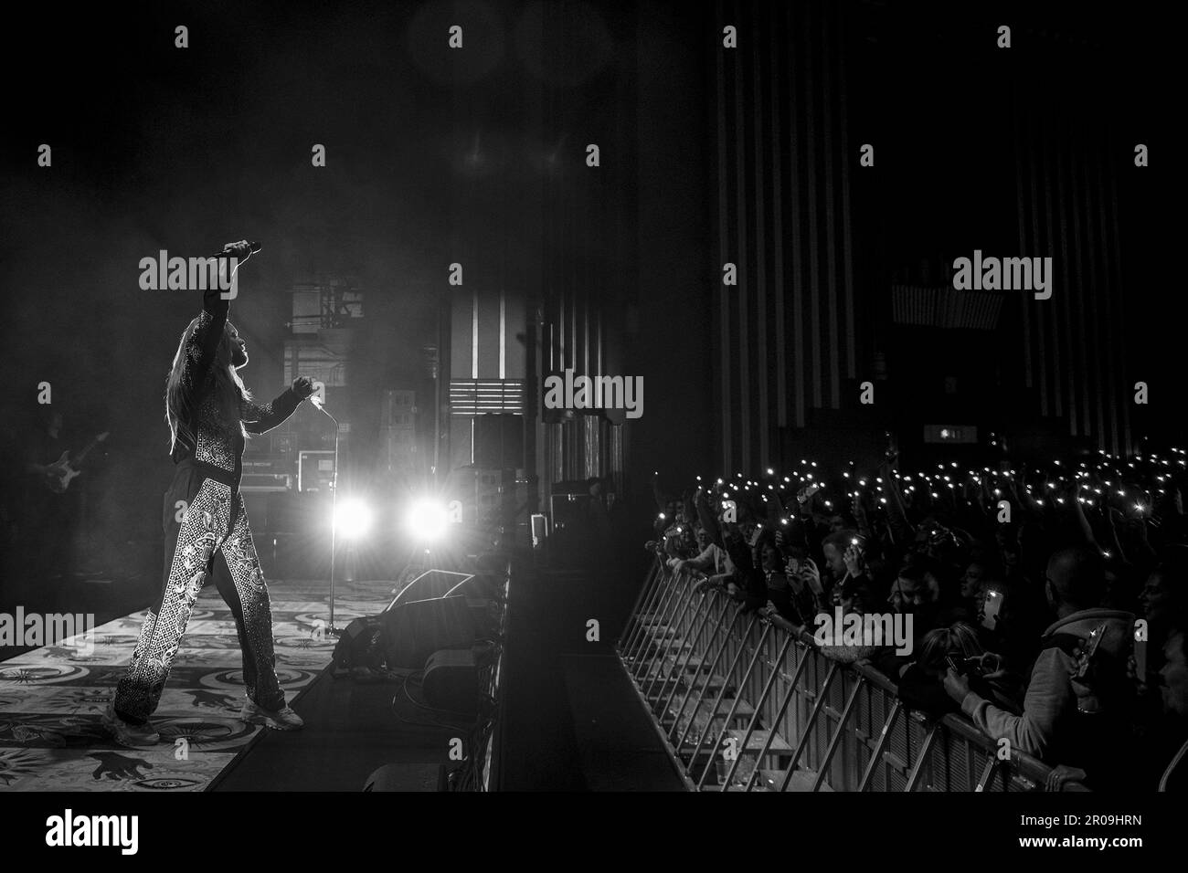 LONDON, ENGLAND: San Ryder performs omn stage at the Hammersmith Apollo ...