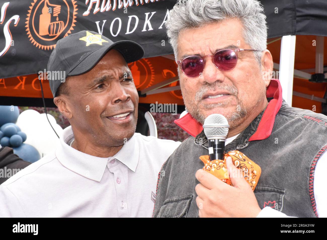 May 1, 2023: (L-R) Sugar Ray Leonard reacts to George Lopez kidding him on the golf course before tee off. Both were at the George Lopez Celebrity Foundation 16th Annual Golf Tournament changing the course of kidney health together. Lakeside Country Club, Toluka Lake, CA. (Credit Image: © Catherine Bauknight/ZUMA Press Wire) EDITORIAL USAGE ONLY! Not for Commercial USAGE! Stock Photo